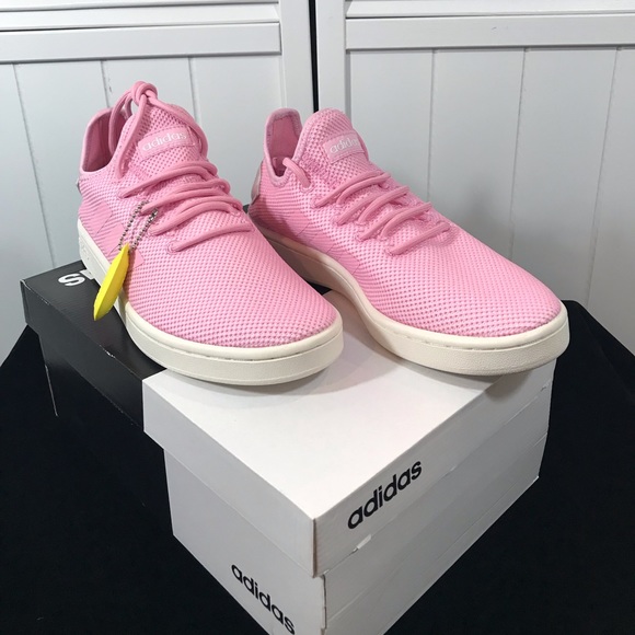 Adidas Shoes - Woman's Size 8  Sneaker w/Cloud Comfort Sole!